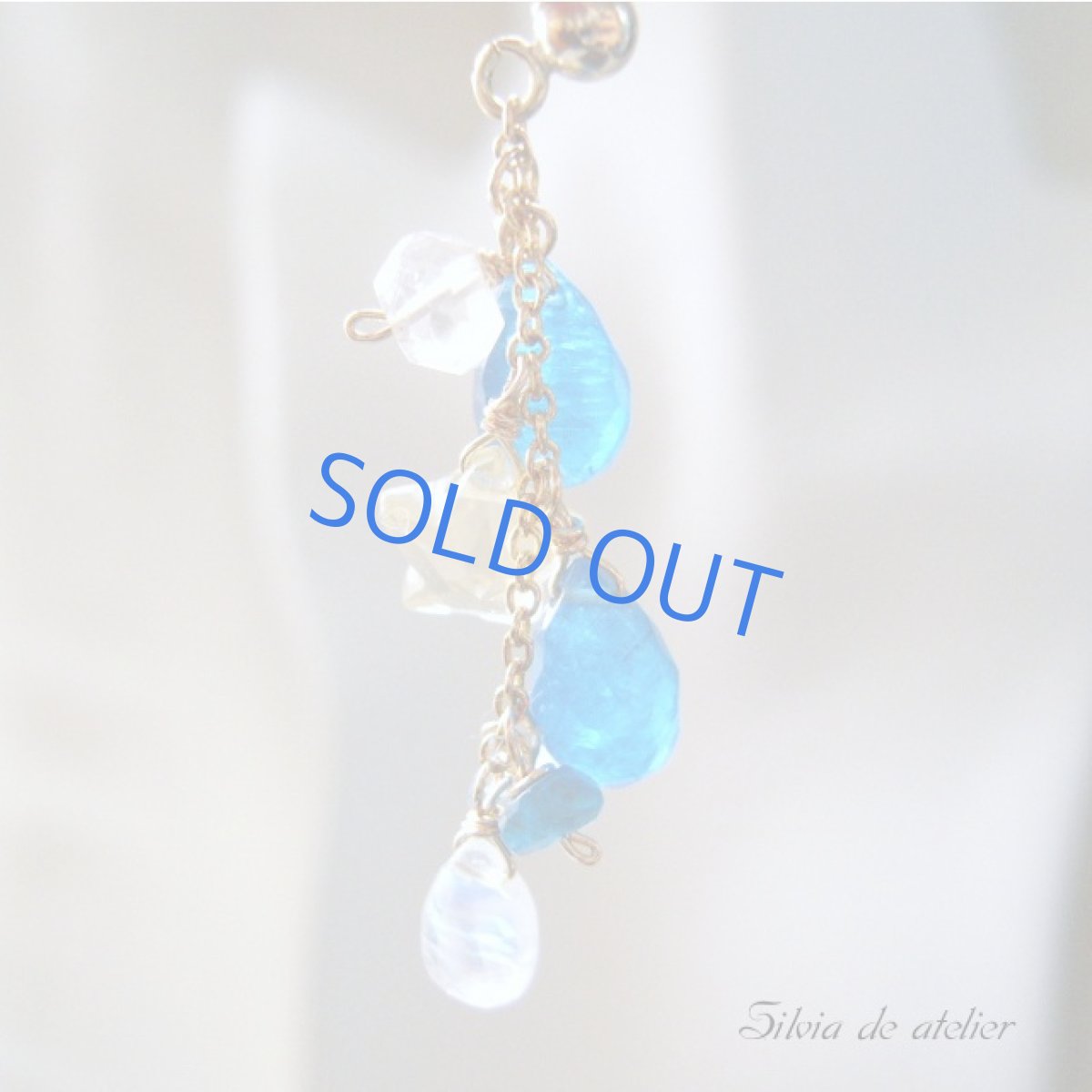 画像2: ☆midnight☆ネオンブルーアパタイトドロップ×シトリンスターカット 14kgfスタッドピアス (2)