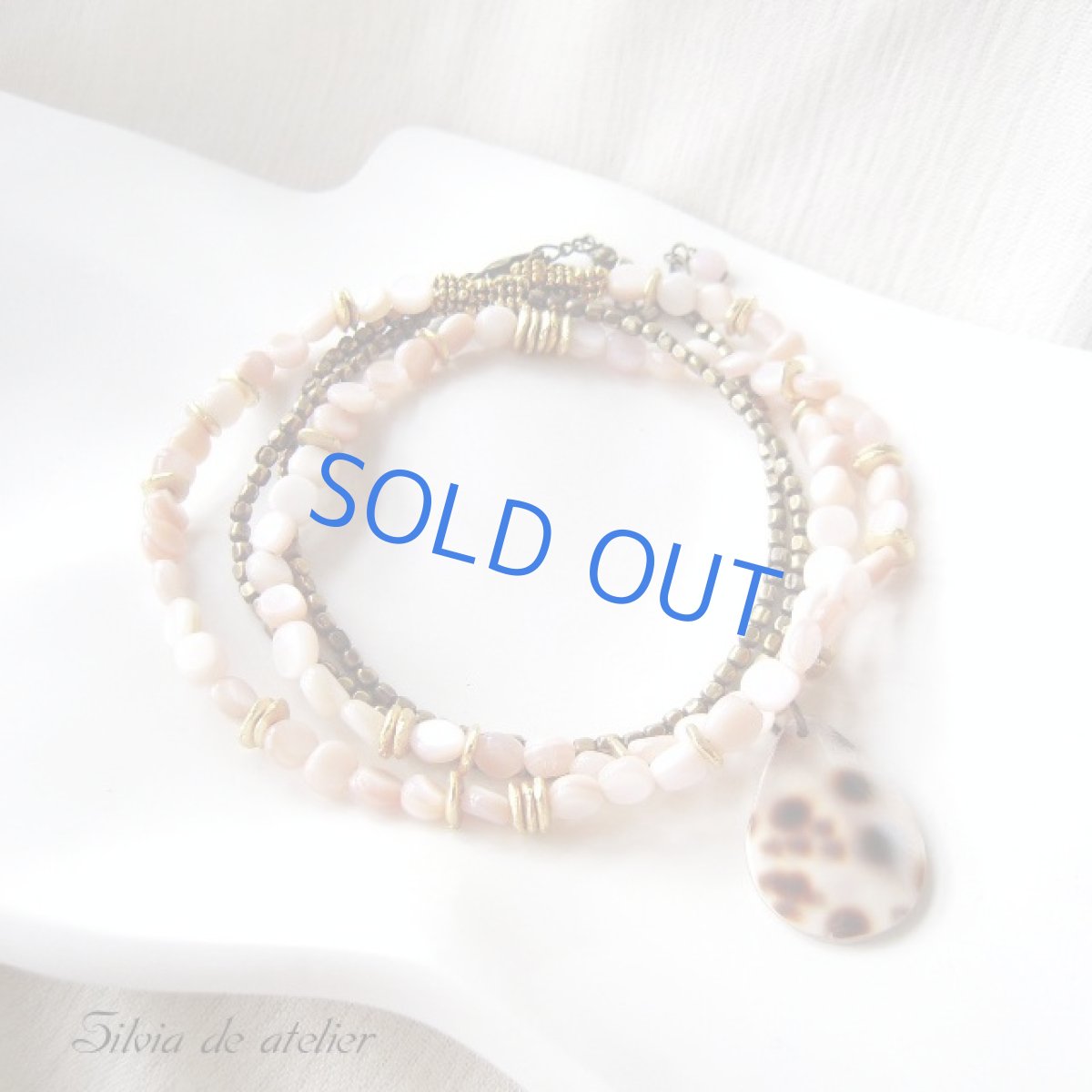 画像2: 5WAY ピンクブラウンシェル ロングネックレス&多連ブレスレット(レオパード柄シェルチャーム付) (2)