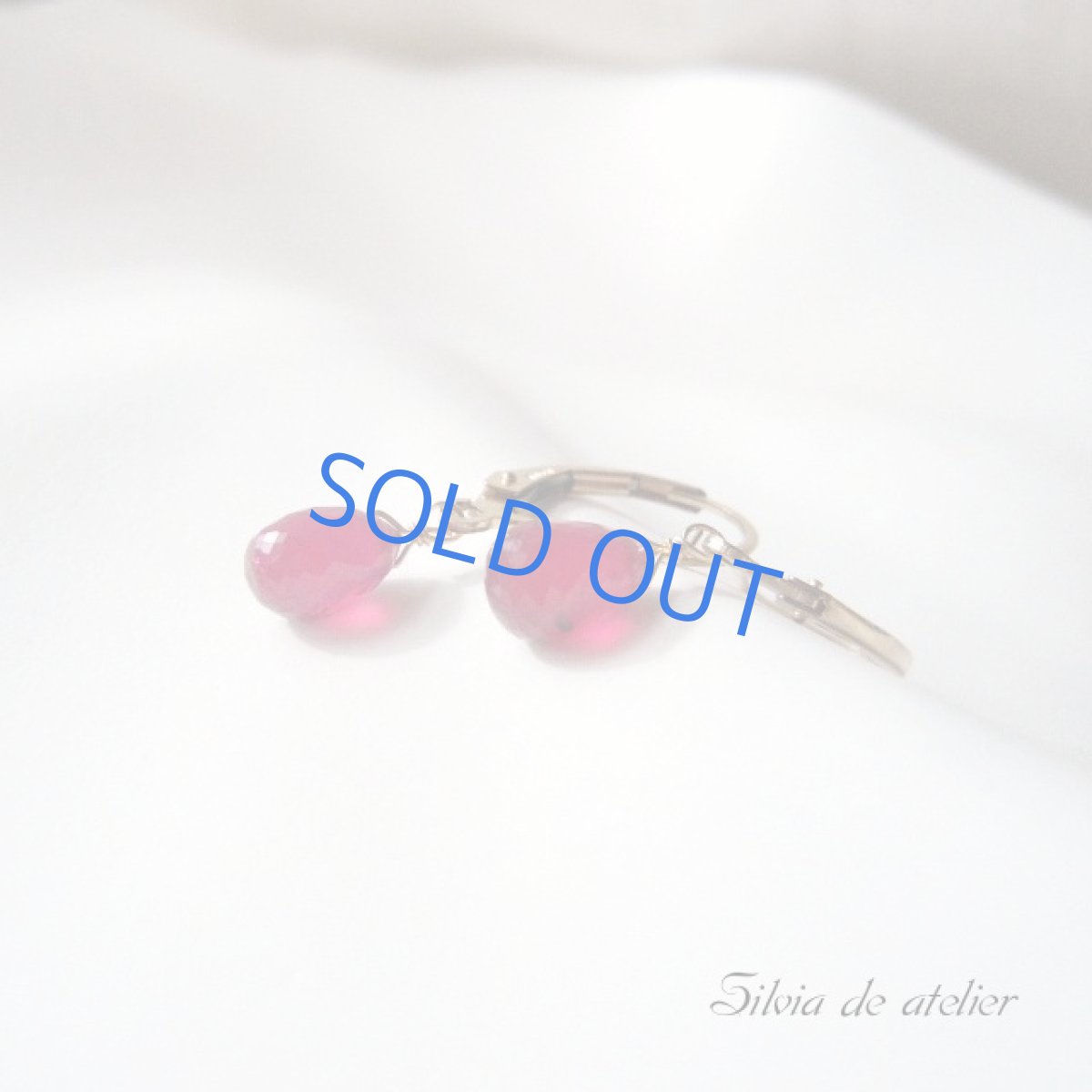 画像2: 宝石質ツヤツヤルビー 一粒14kgfピアス (2)