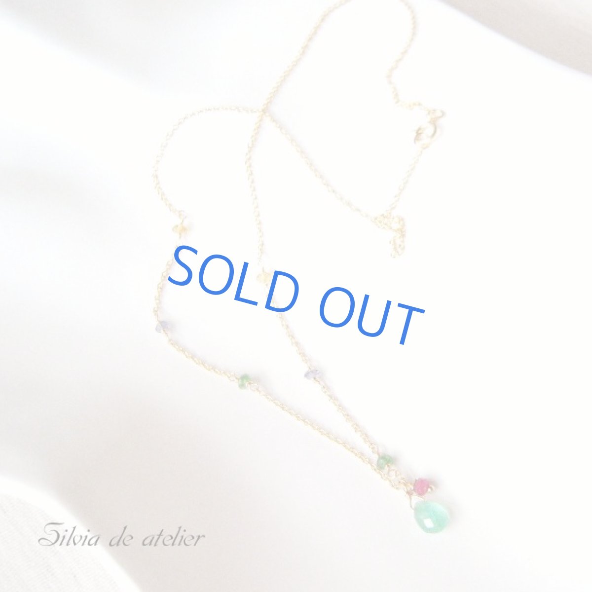 画像3: エメラルドドロップ ステーション14kgfネックレス(アイオライト×ルビー×シトリン×グリーンガーネット) (3)