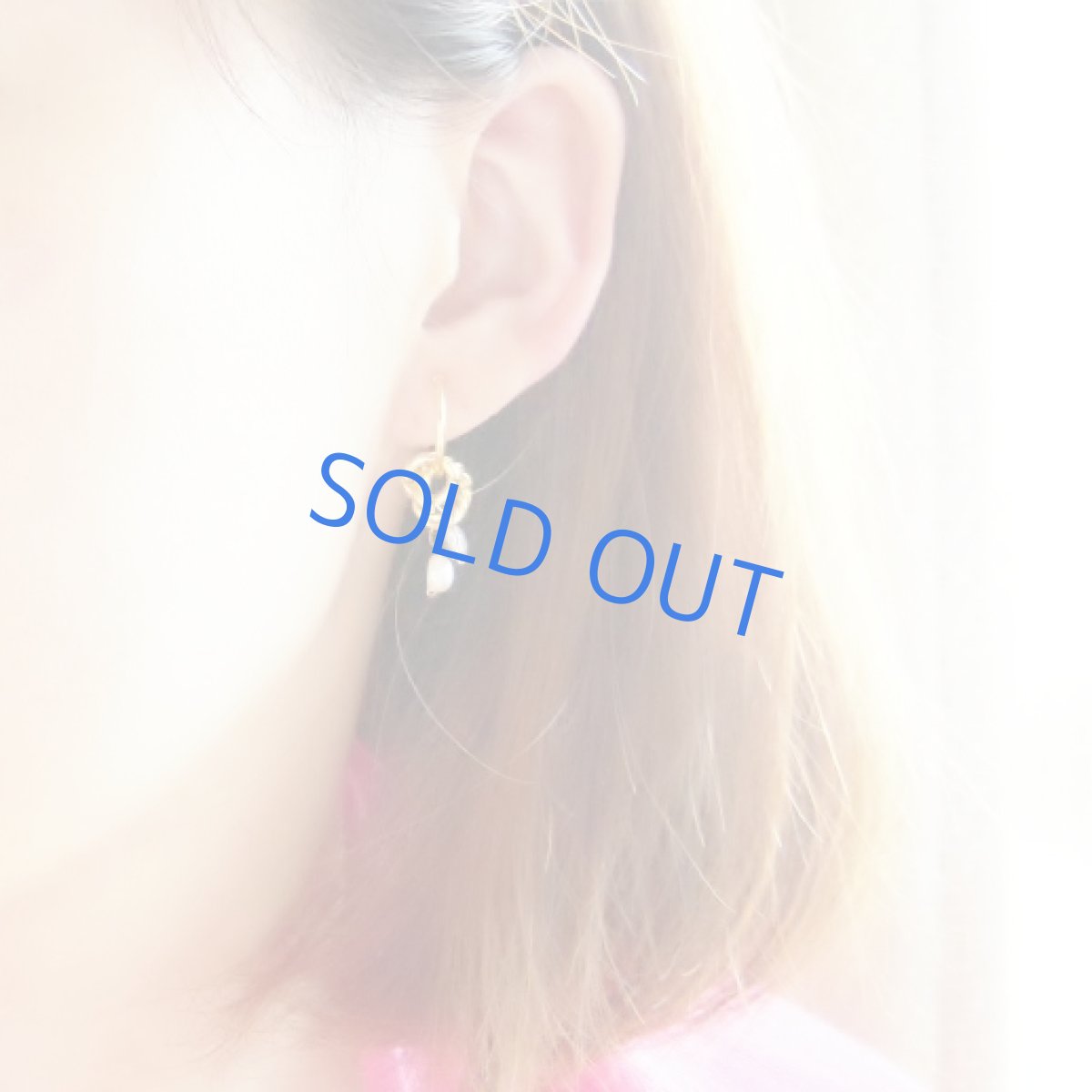 画像5: 3WAYシンプルリング アイオライト×淡水パール 14mmフープイヤリング (5)