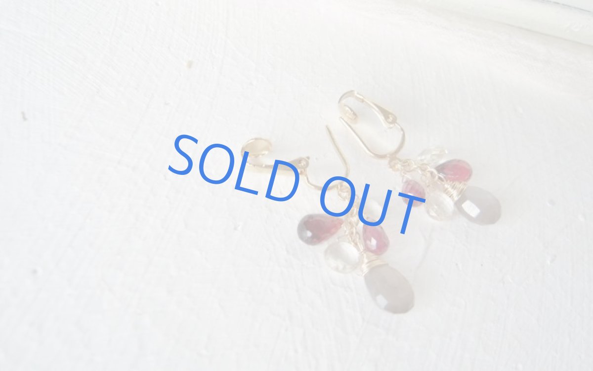 画像4: グレームーンストーン×ガーネット ピアス風イヤリング (4)