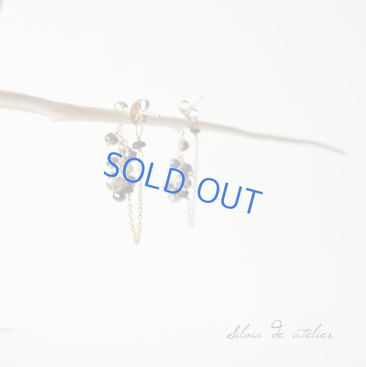 画像4: ブラックスピネル 14kgfデザインチェーンフープ ピアス (4)