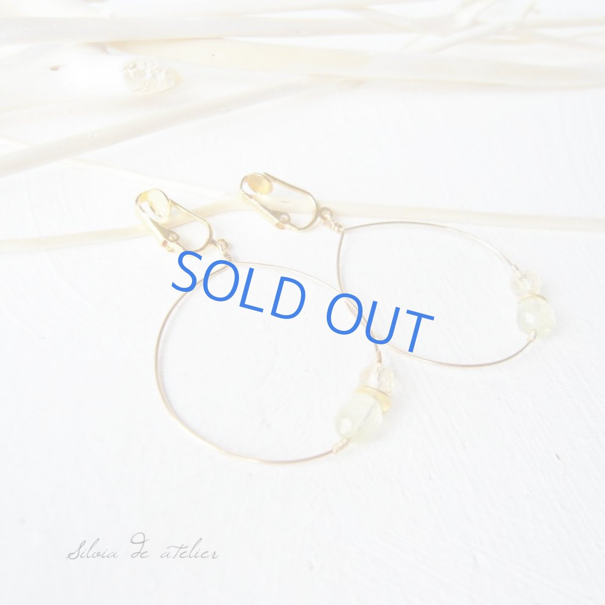 画像4: プレナイト　ティアドロップフープ　ピアス風イヤリング(ピアスへの変更可・無料) (4)