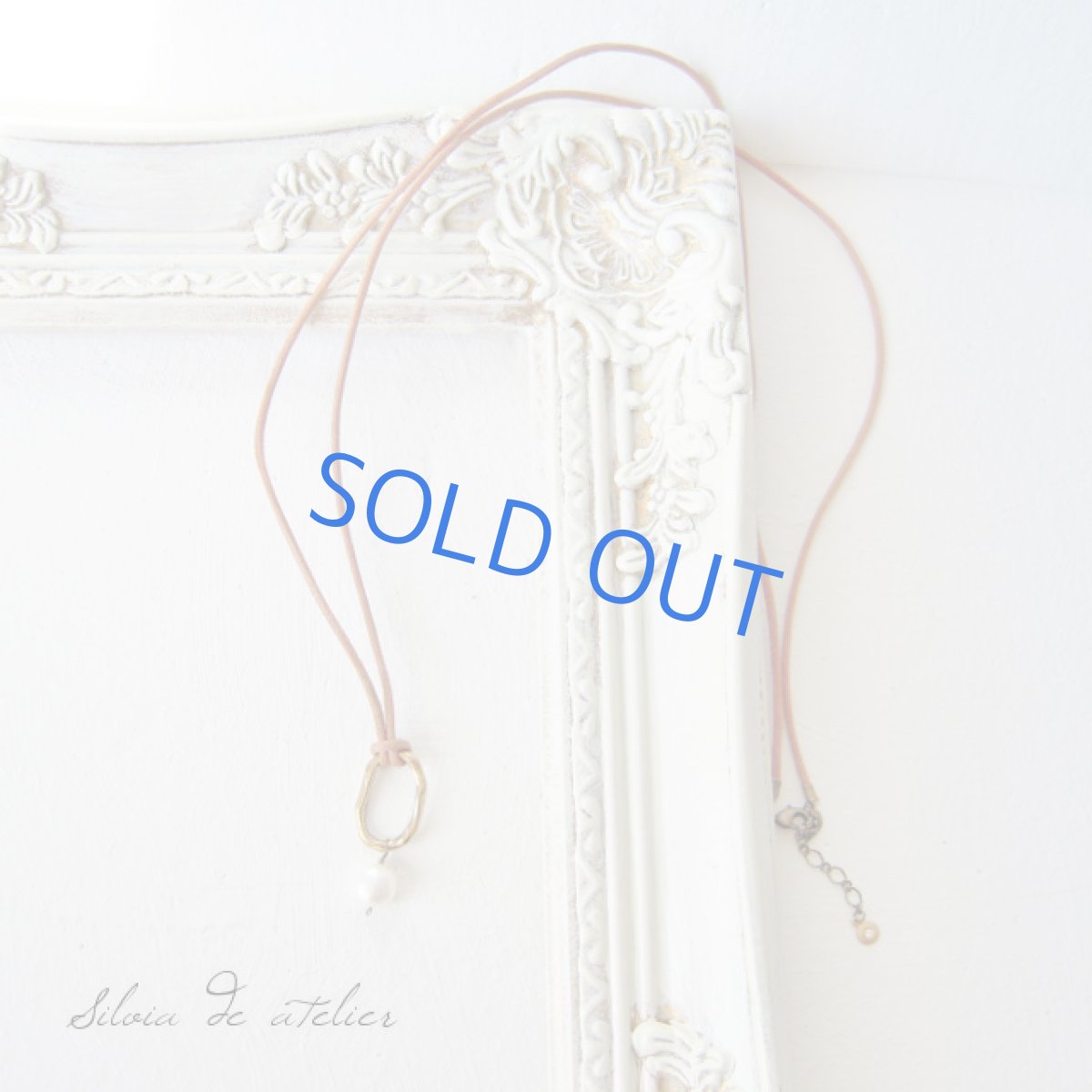 画像2: ゴールドリング×淡水パール キャメルコットンコードネックレス (2)