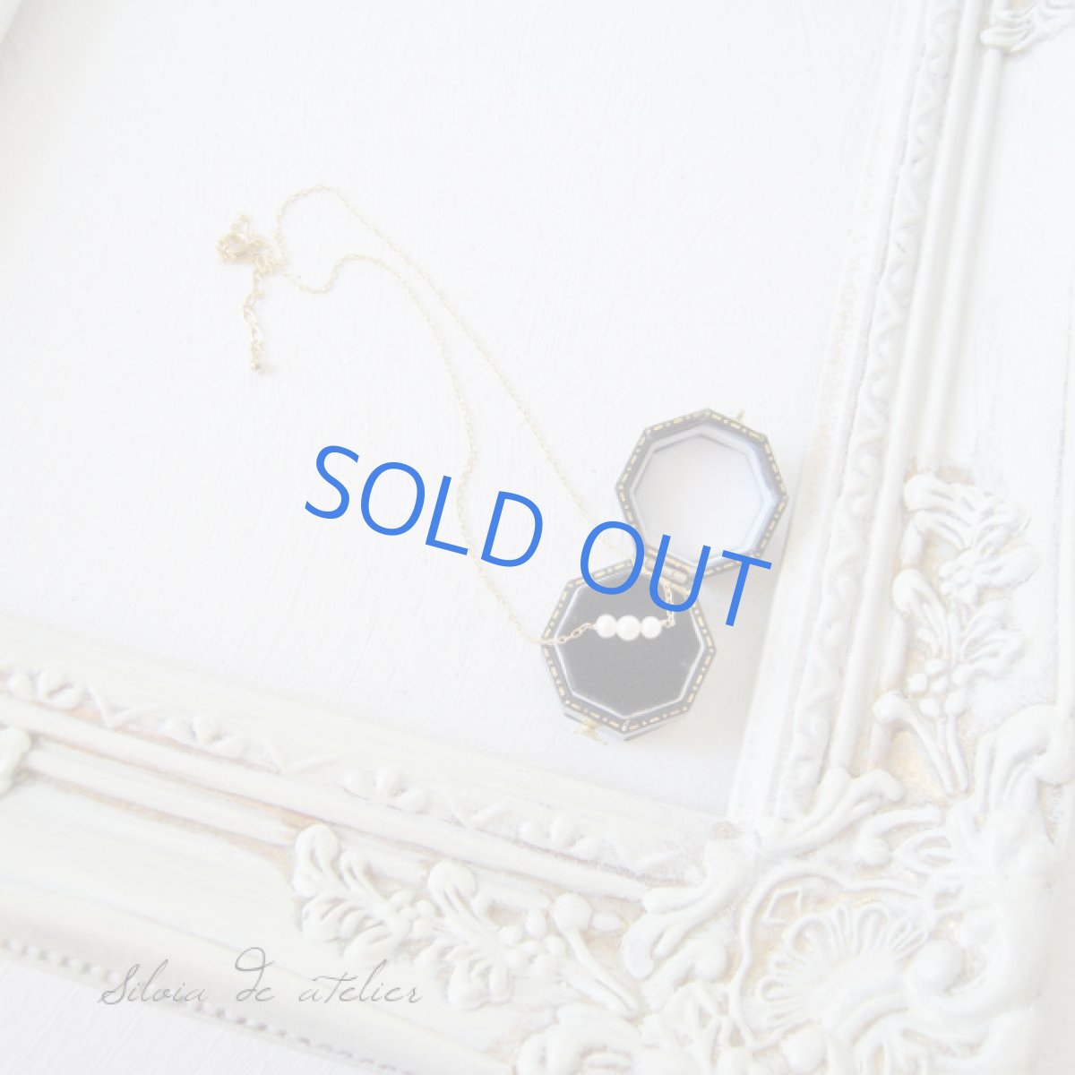 画像2: シンプル 淡水パール3粒ライン ゴールドメッキネックレス (2)