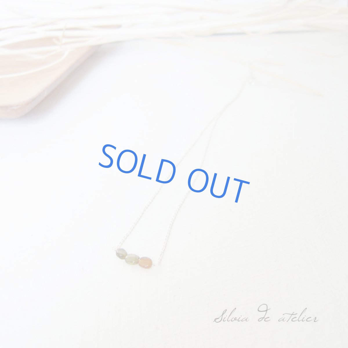 画像2: カーキ×イエロートルマリン3石 ラインsilver925ネックレス (2)