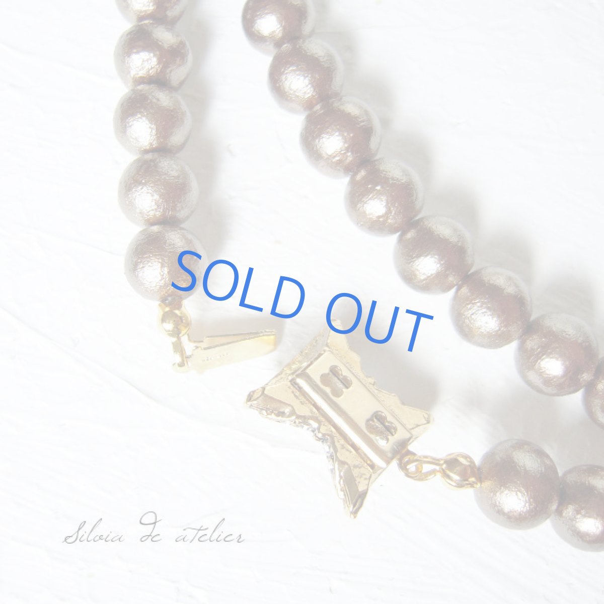 画像4: スワロフスキービジュー留め具 ブラウンコットンパールロングネックレス (4)