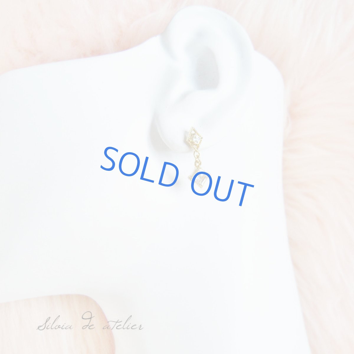 画像4: プチピアス・チタンポスト&キャッチ仕様 スワロフスキーゴールドクリスタル (4)