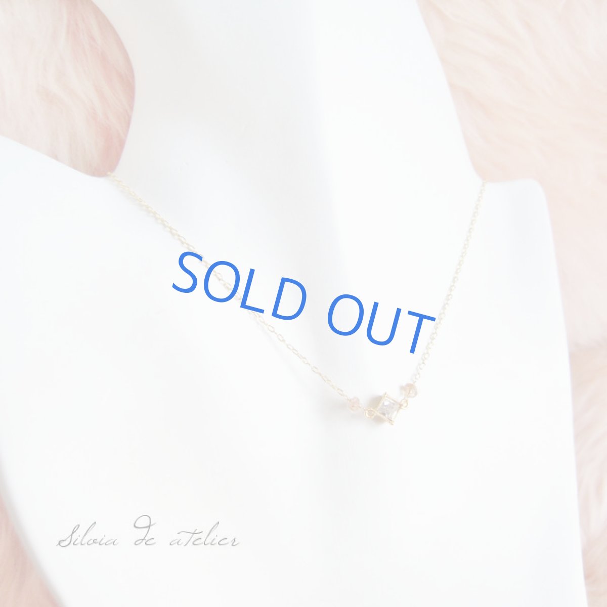 画像4: スワロフスキークリスタル×天然レッドジルコン ラインゴールドメッキネックレス (4)