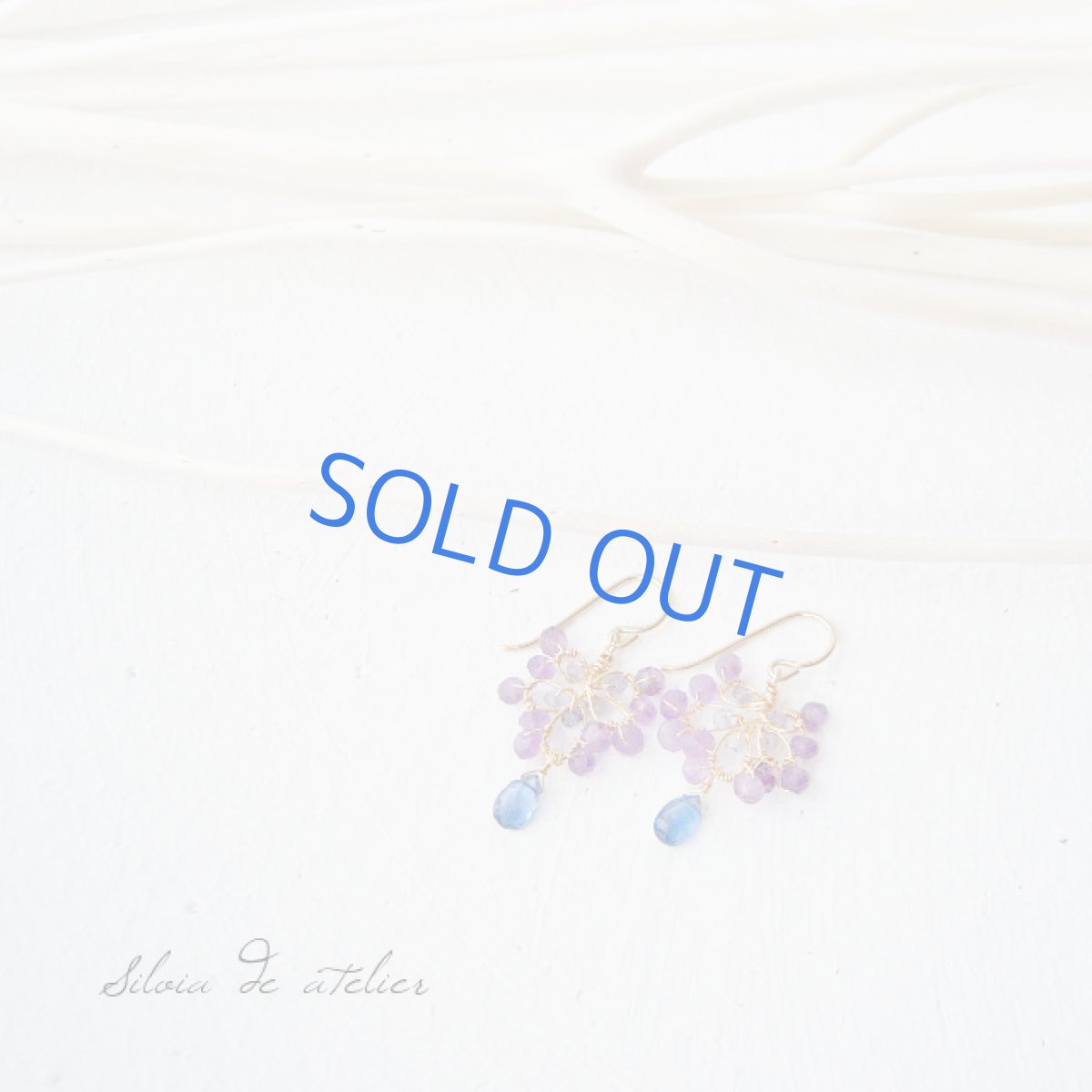 画像3: ピーコック風 カイヤナイト×アメジスト×アイオライト 14kgfピアス (3)