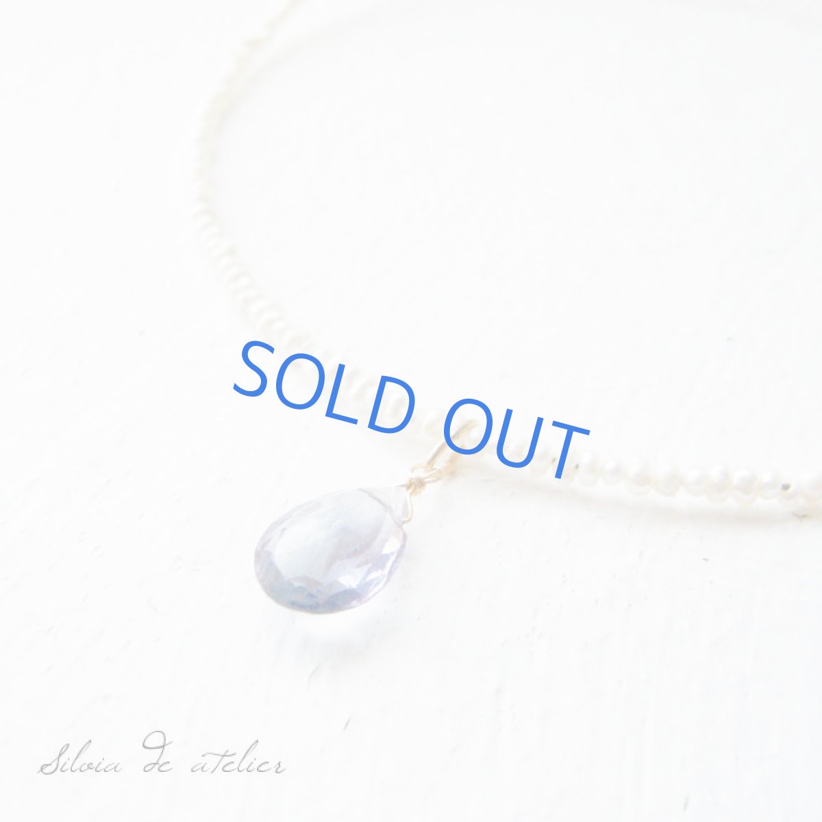 画像2: 宝石質フローライトペアシェイプ ケシパールショートネックレス (2)