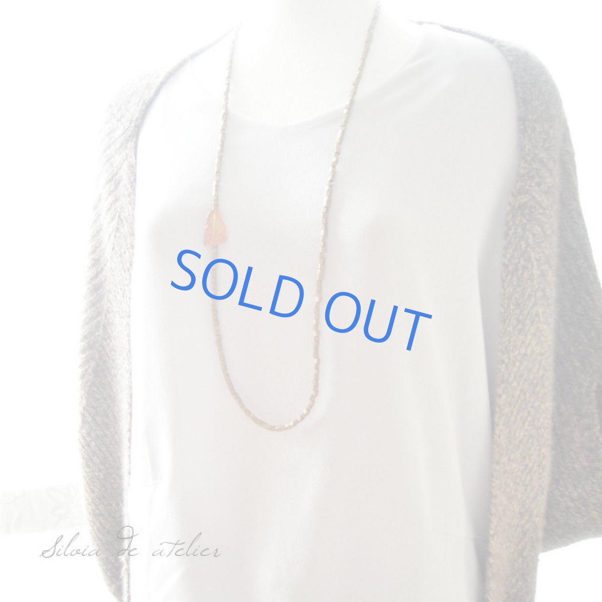 画像4: バルティックアンバー スライスタンブル チェコガラスメタルカラーキューブビーズ ロングネックレス (4)