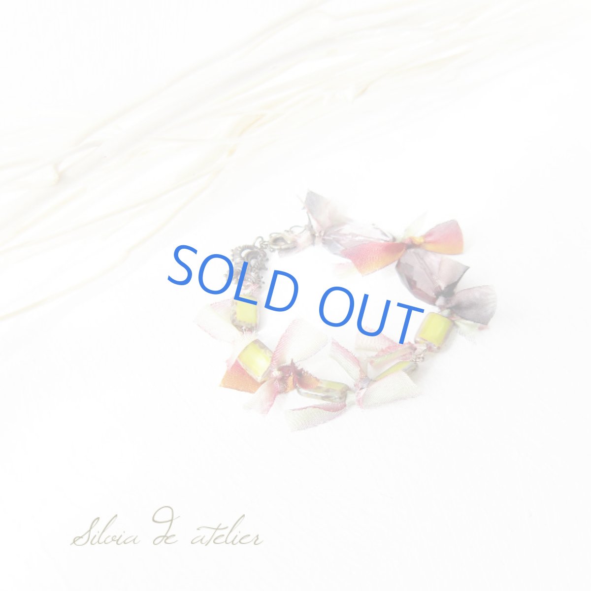 画像2: チェコガラス　シルクリボン　ブレスレット (2)