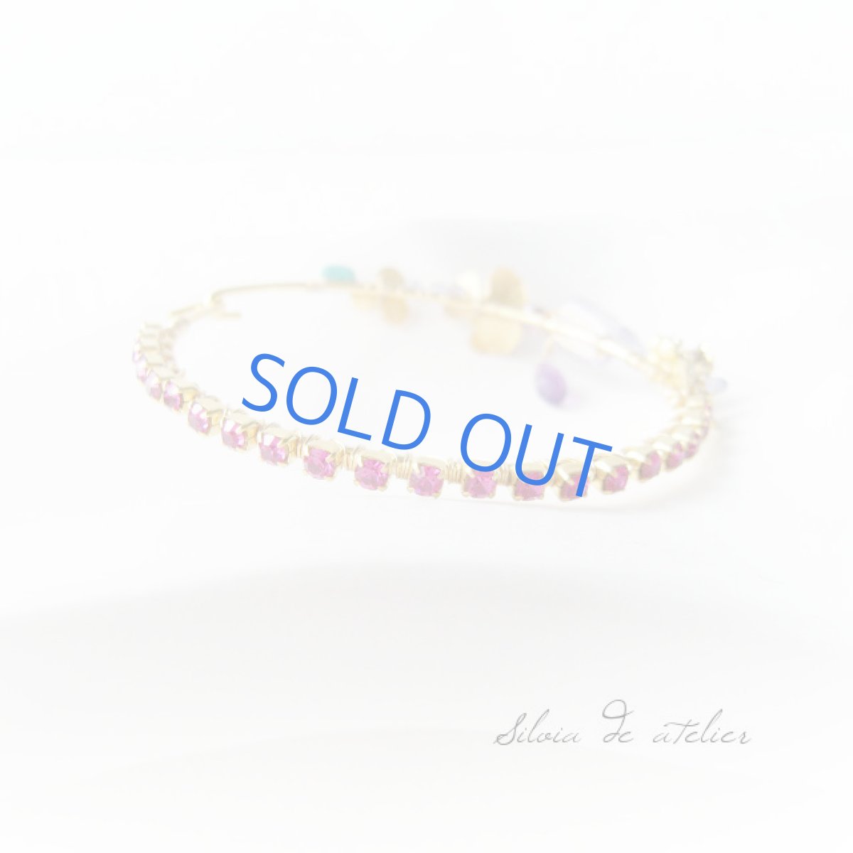 画像2: vintageピンクスワロフスキー アメジストドロップ真鍮フラワー バングル (2)