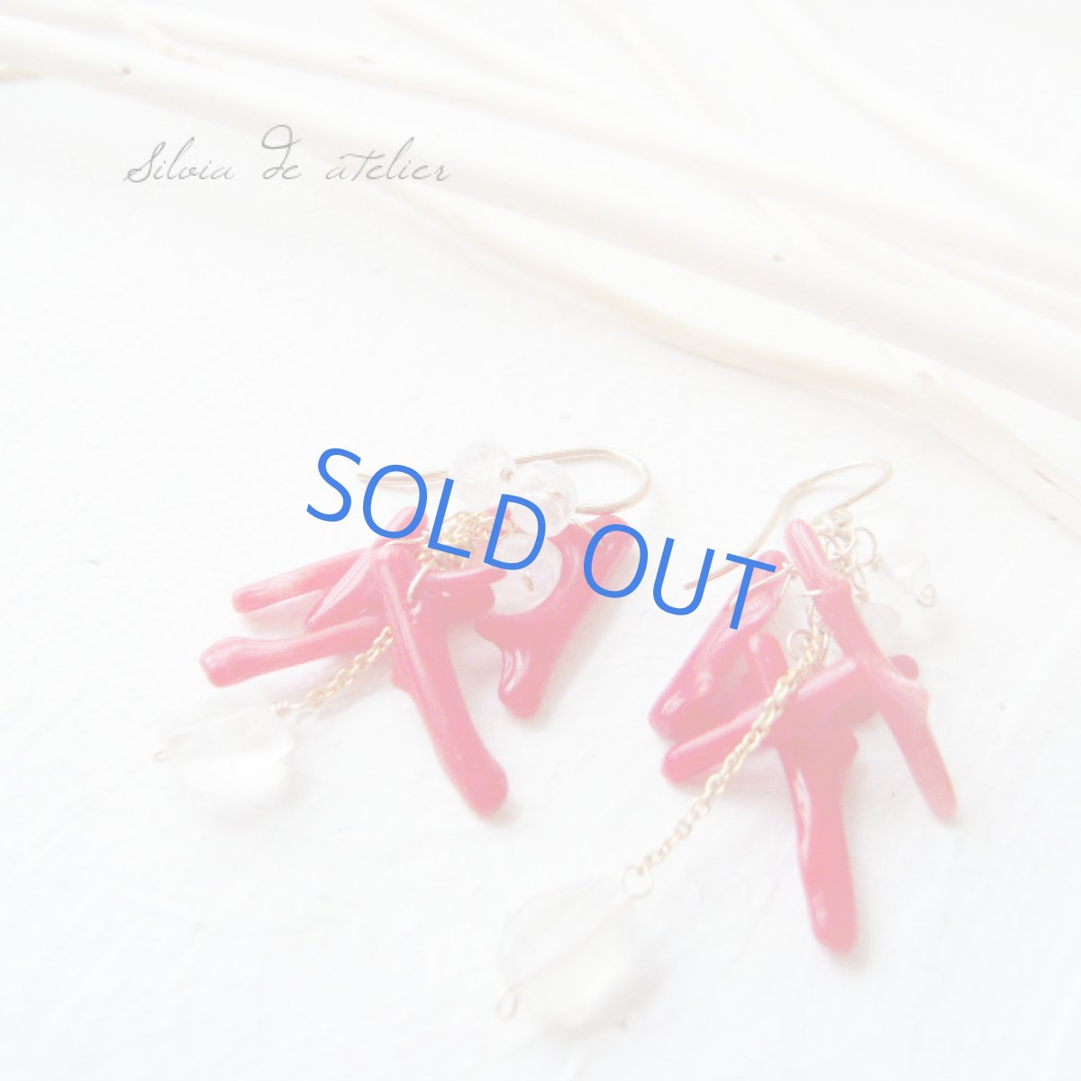 画像3: レッドコーラル×ペリステライト×ムーンストーン 14kgfピアス (3)