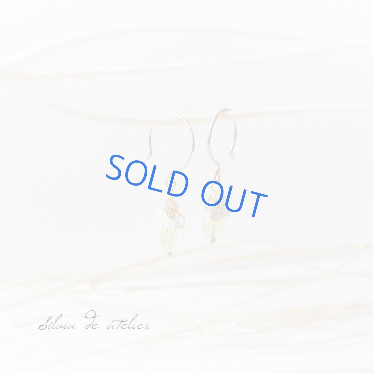 画像4: イエローオパールタンブルカット×ラブラドライト×プレナイト 14kgfピアス (4)