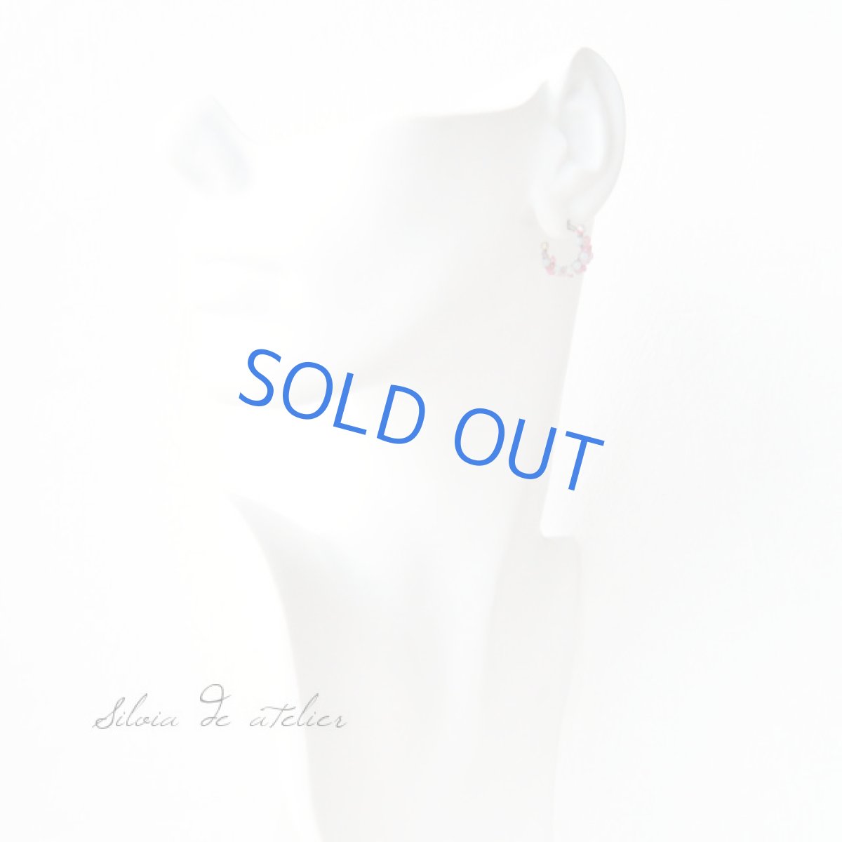 画像4: レッドスピネル×アマゾナイト ミニフープアンティークゴールド チタンポストピアス (4)