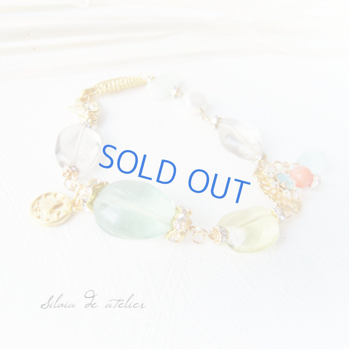 画像2: グリーンフローライト×コーラル　スワロフスキーブレスレット (2)