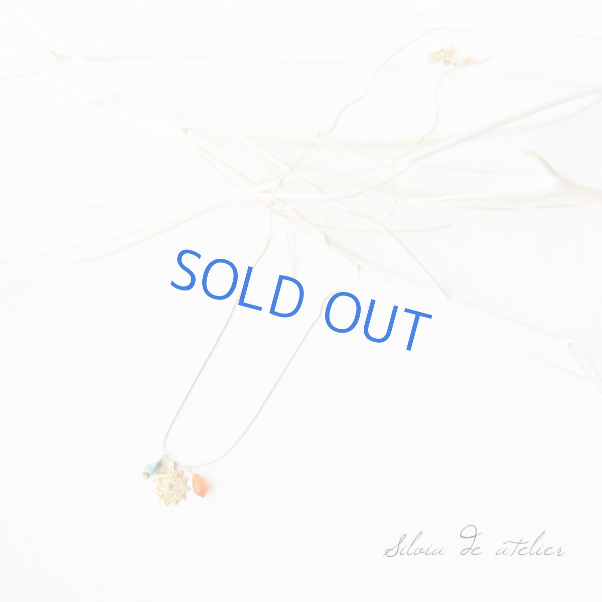 画像3: カーネリアンターコイズ　トルコ製フィルグリーチャーム　ゴールドストリングスチェーンロングネックレス (3)