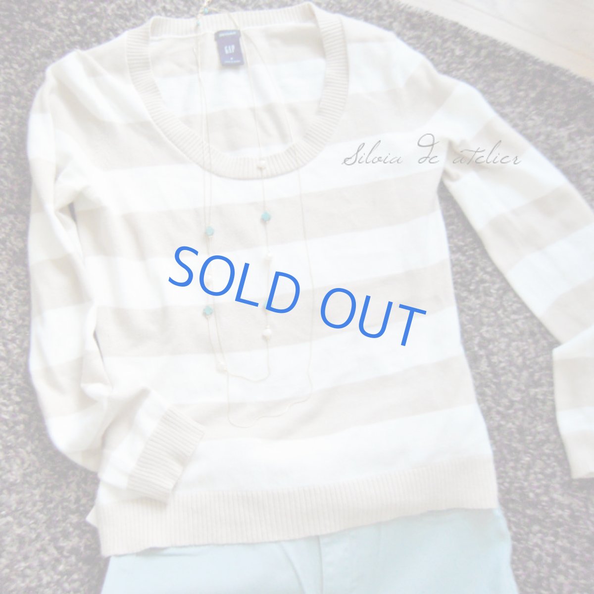 画像2: 天然ブルーターコイズフラワー&淡水パール ゴールドストリングスチェーン2連ロングネックレス (2)