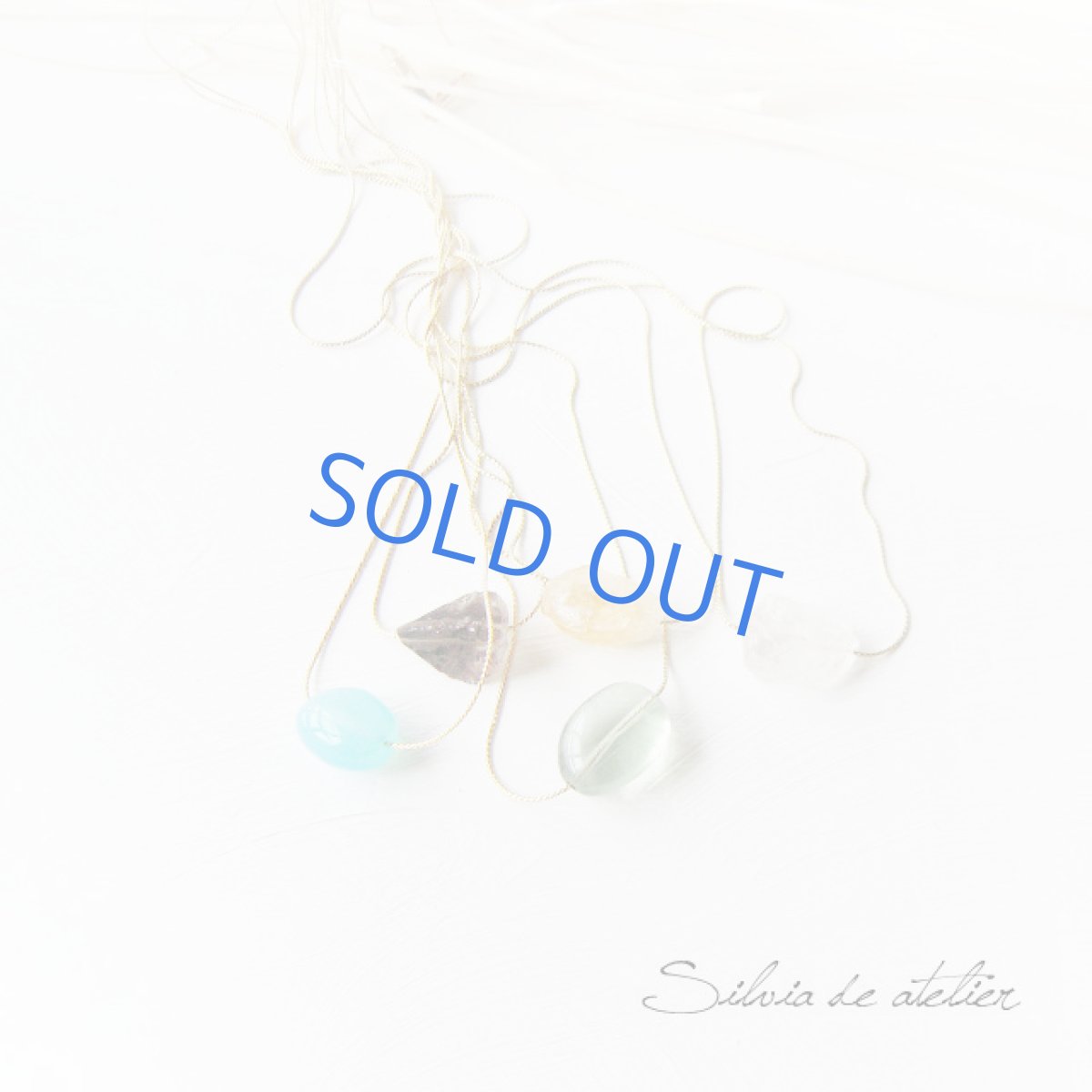 画像3: シーブルーカルセドニータンブル　ゴールドストリングスチェーン　ロングネックレス (3)