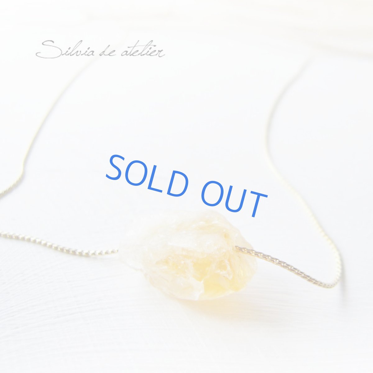 画像2: シトリンラフロックタンブル　ゴールドストリングスチェーン　ロングネックレス (2)