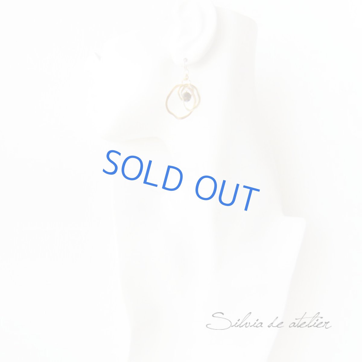 画像3: パイライトコイン　マットゴールド　トリプルリング　14kgfピアス (3)