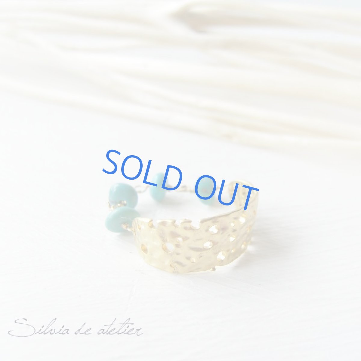 画像2: 残り1点 天然ターコイズ　マットゴールド　リング　約13号 (2)