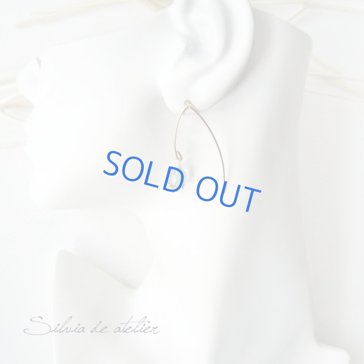 画像3: ブルートパーズ  キラキラカットボール　14kgfワイヤーピアス (3)