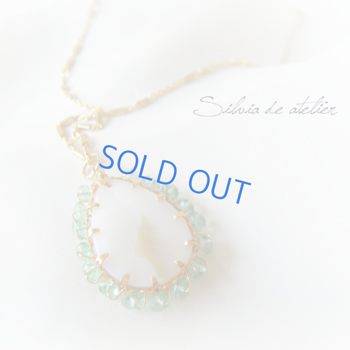 画像2: ダルメシアン柄シェル　ドロップチャーム　ゴールドロングネックレス　 (2)