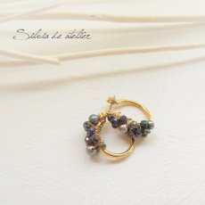 画像1: ネイビーコーティングブラックスピネルストーン　チタンフープピアス (1)