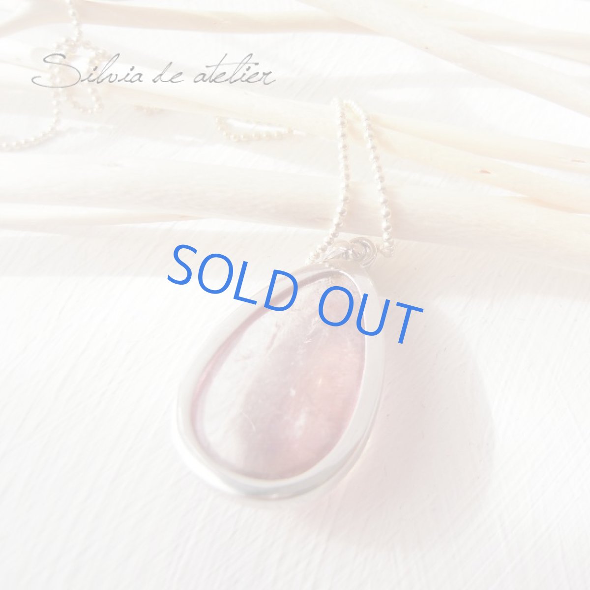 画像4: ピンクルチル　レピドクロサイト（ストロベリークォーツ）　大粒カボション　シルバーネックレス (4)