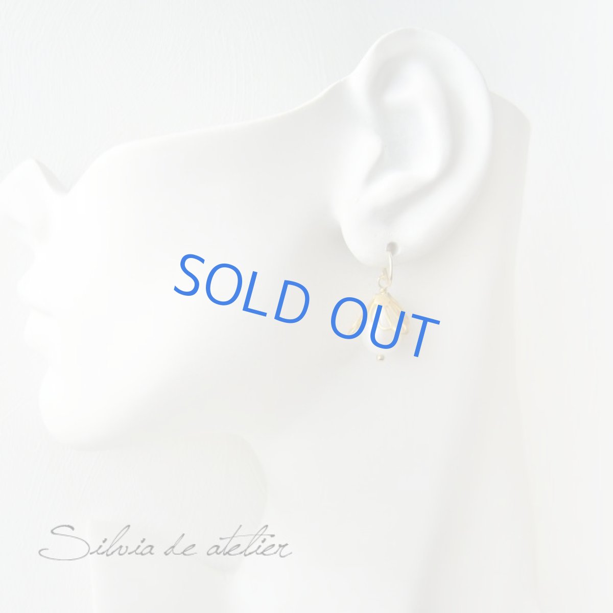 画像5: 大粒淡水パールドロップ　バタフライペタル　14kgfフックピアス (5)