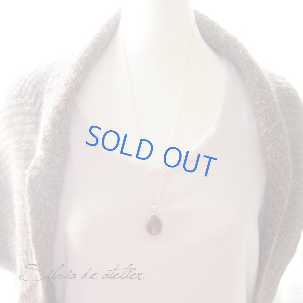 画像5: ワインレッドルチル　レピドクロサイト（ストロベリークォーツ）　大粒カボション　シルバーネックレス (5)