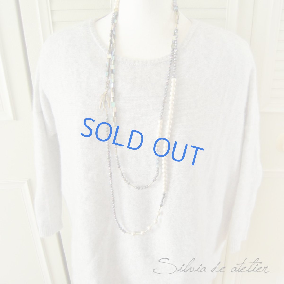 画像5: アンティークゴールドスワロー　アバロンシェル＆コットンパール他　スーパーロングネックレス (5)