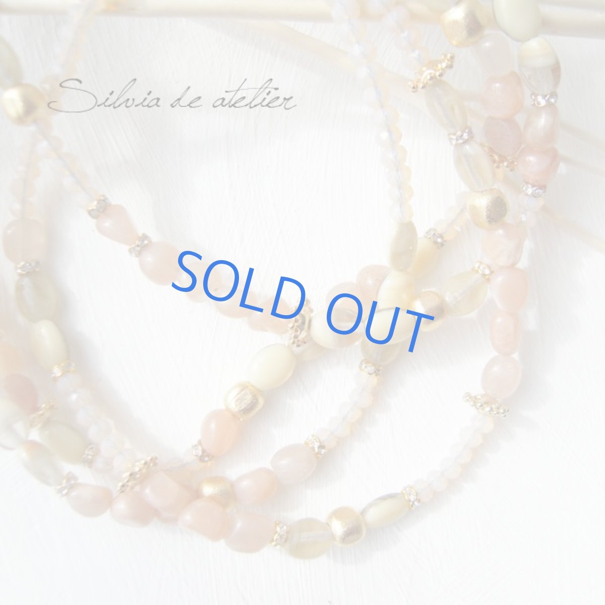 画像2: オレンジムーンストーン＆チェコガラス　ゴールド系　スーパーロングネックレス (2)