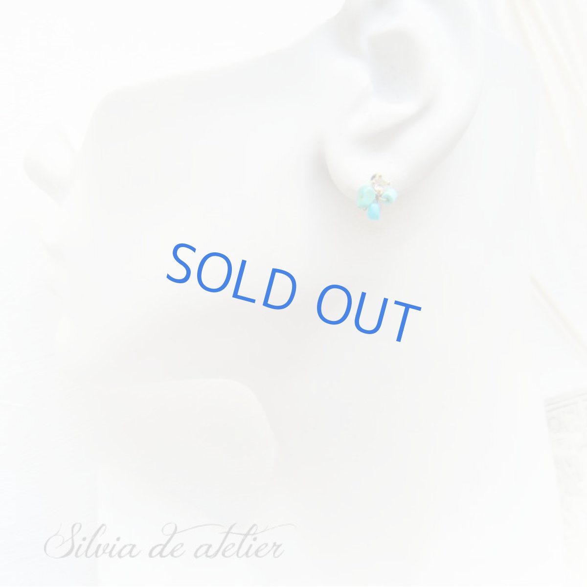 画像4: 〜プチピアス〜3色の天然ターコイズタンブル　ジルコニアチタンポスト　ピアス (4)