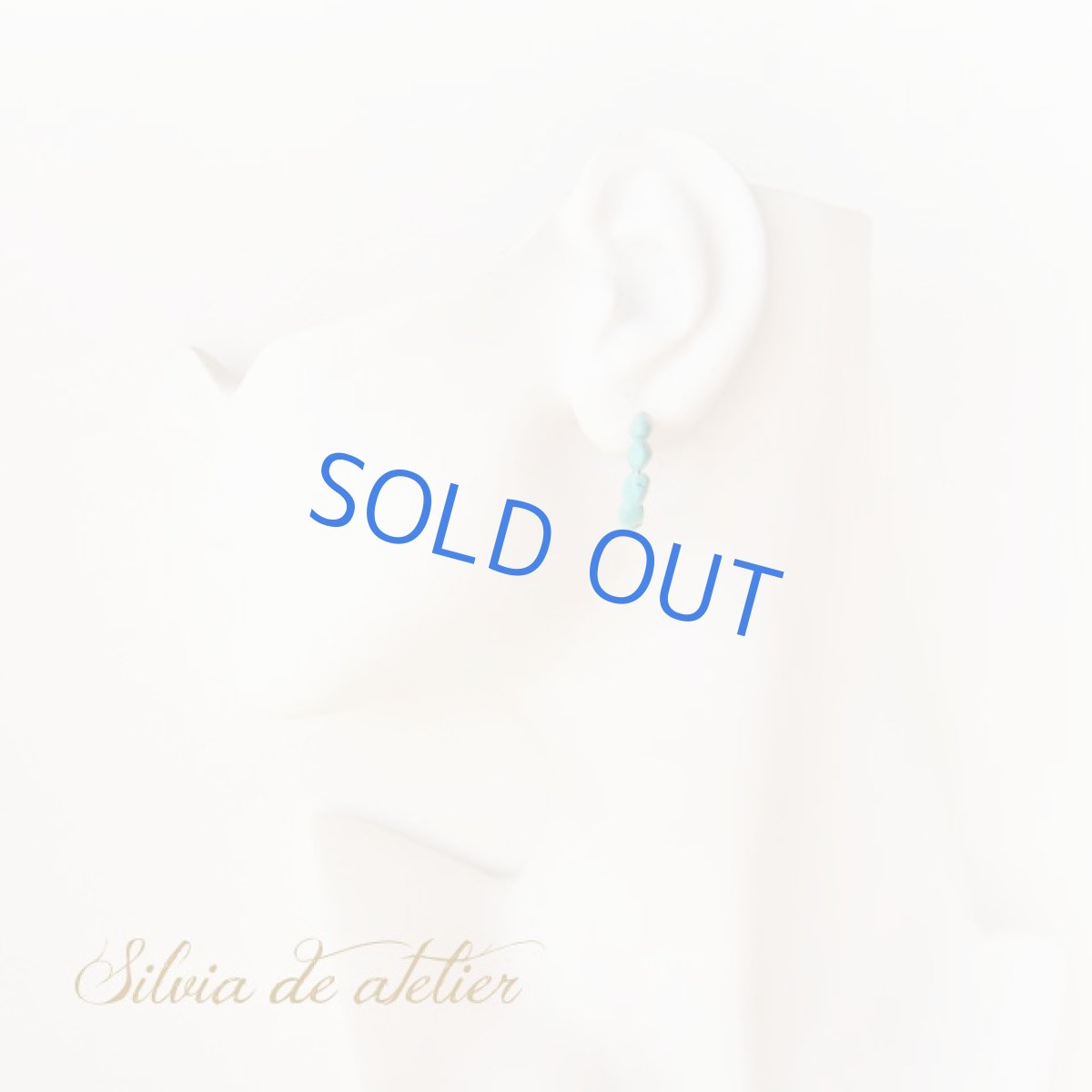 画像4: フープ風ターコイズタンブル　樹脂製ひ型イヤークリップ (4)