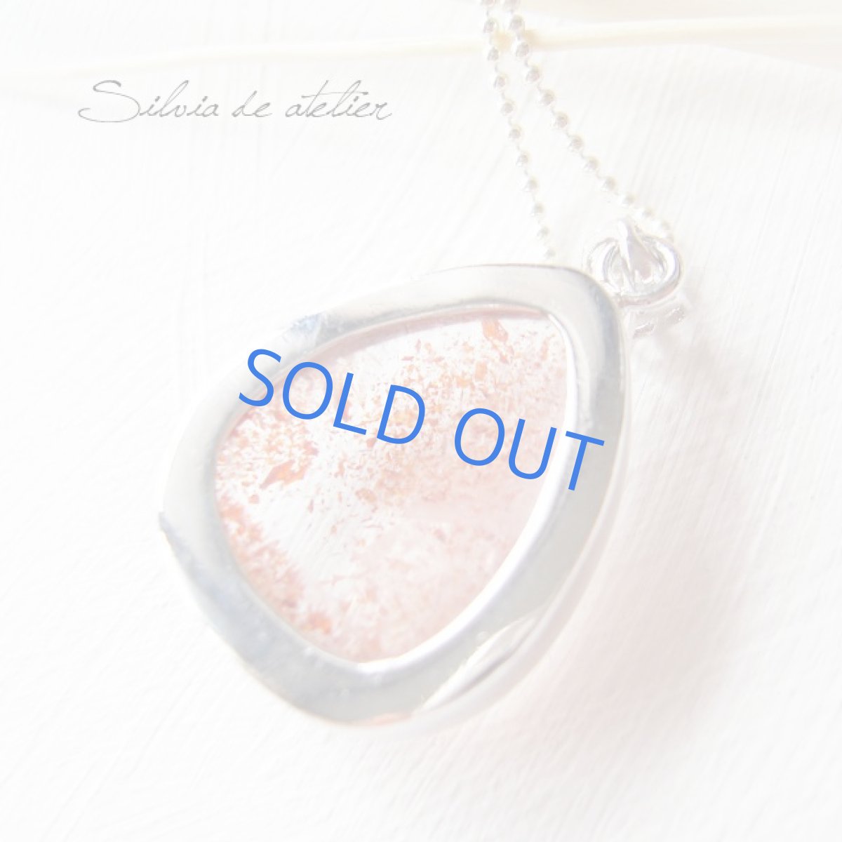 画像2: ドロップ型　レッドルチル　レピドクロサイト（ストロベリークォーツ）　大粒カボション　シルバーネックレス【B】 (2)