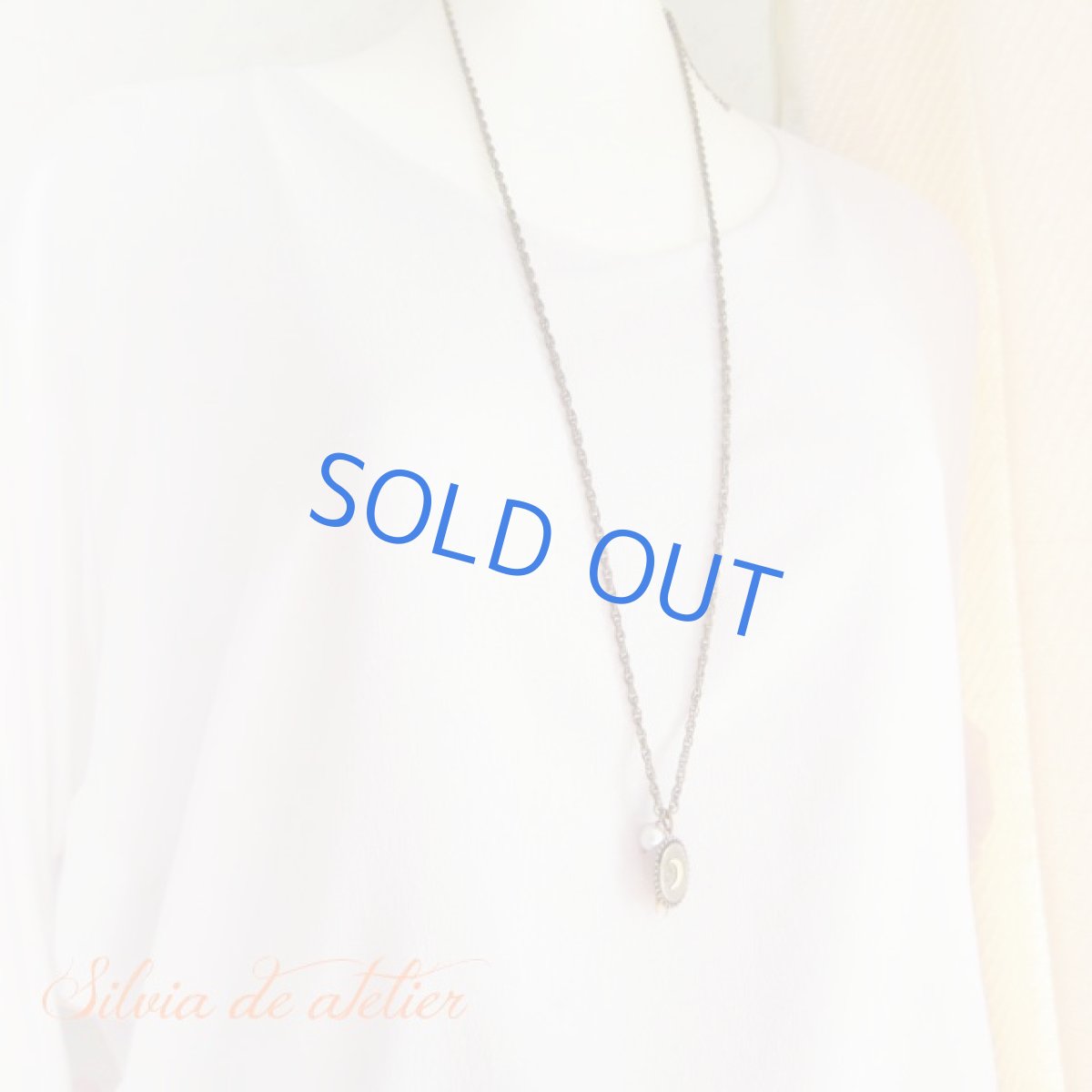 画像4: 【Storyシリーズ】よだかの星　3つ星　樹脂カボション　アンティークゴールドチェーン　ロングネックレス＜C＞ (4)