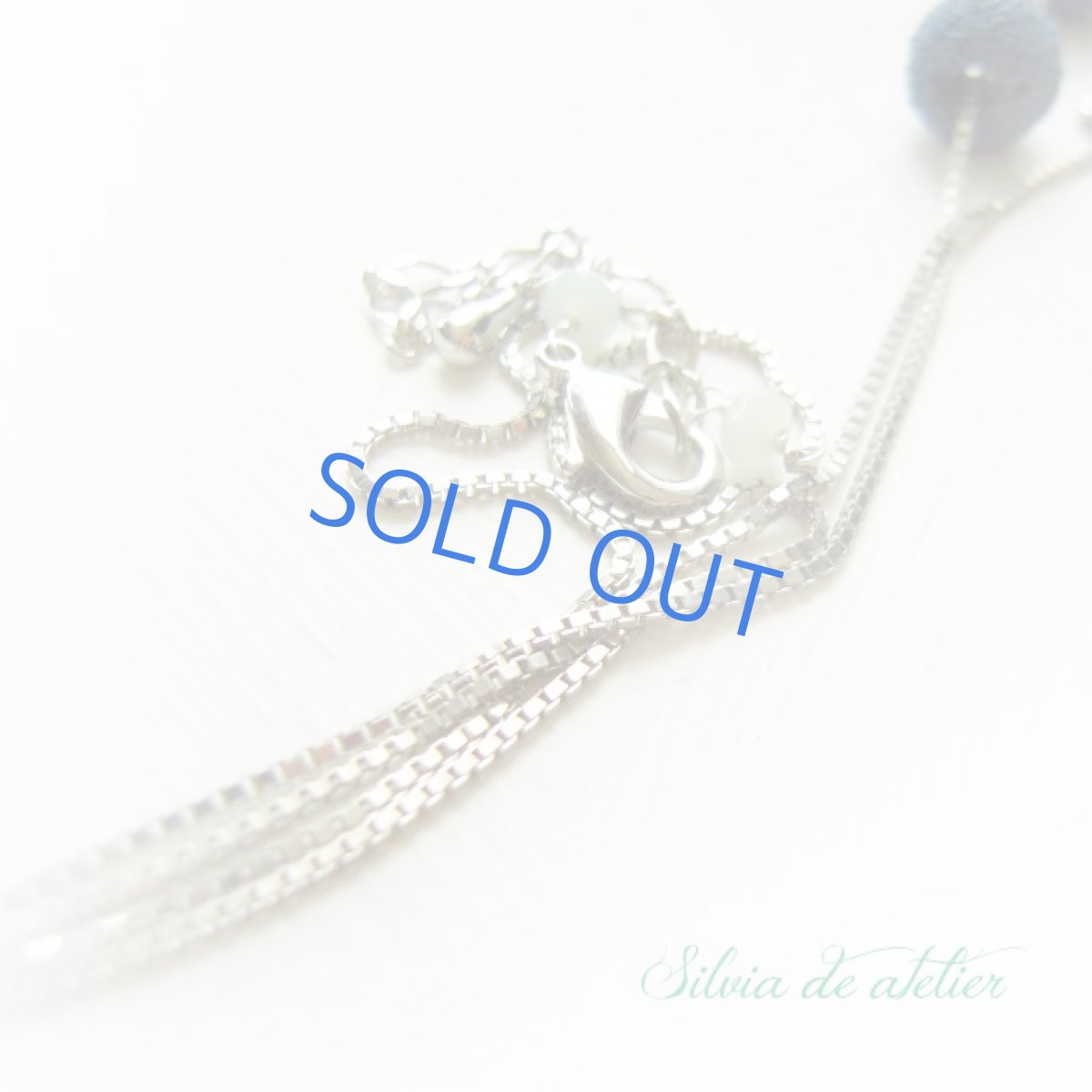 画像3: ＜ショートタイプ＞天然　ブルーコーラル　ボックス　シルバーチェーン　ネックレス (3)