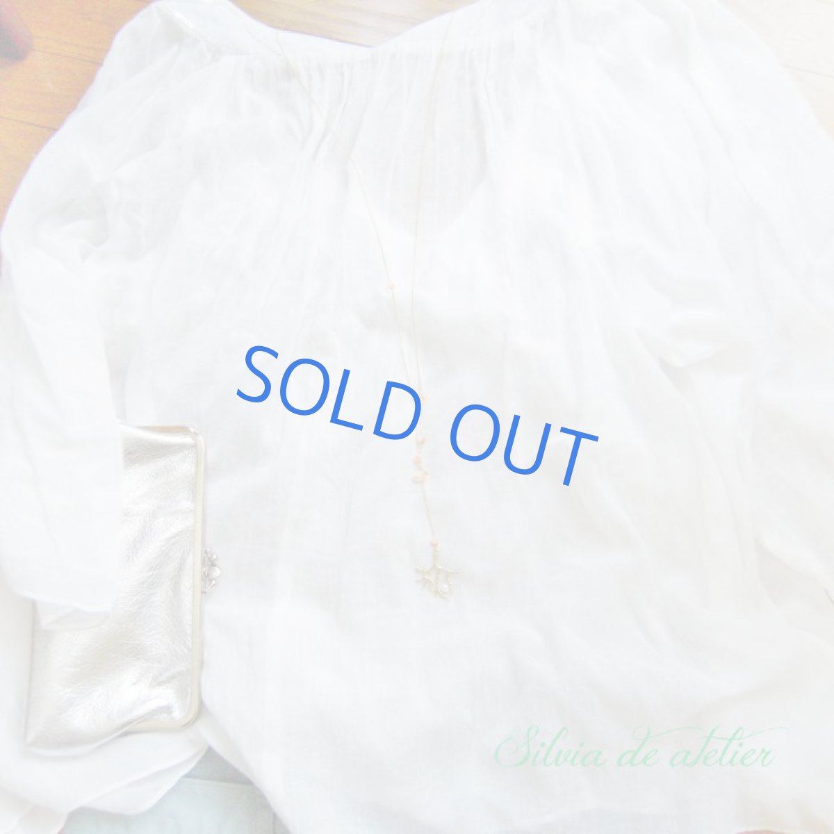 画像4: 天然ピンクコーラル　コーラルチャーム　ゴールドチェーン　Y字　　ネックレス（ロングタイプ） (4)