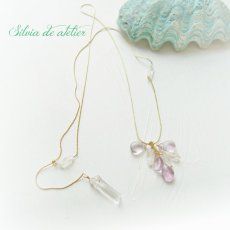 画像3: ラベンダーカラー　フローライト　ペアシェイプ　フリンジ　ストリングスチェーン　ゴールドカラー　ロングネックレス (3)