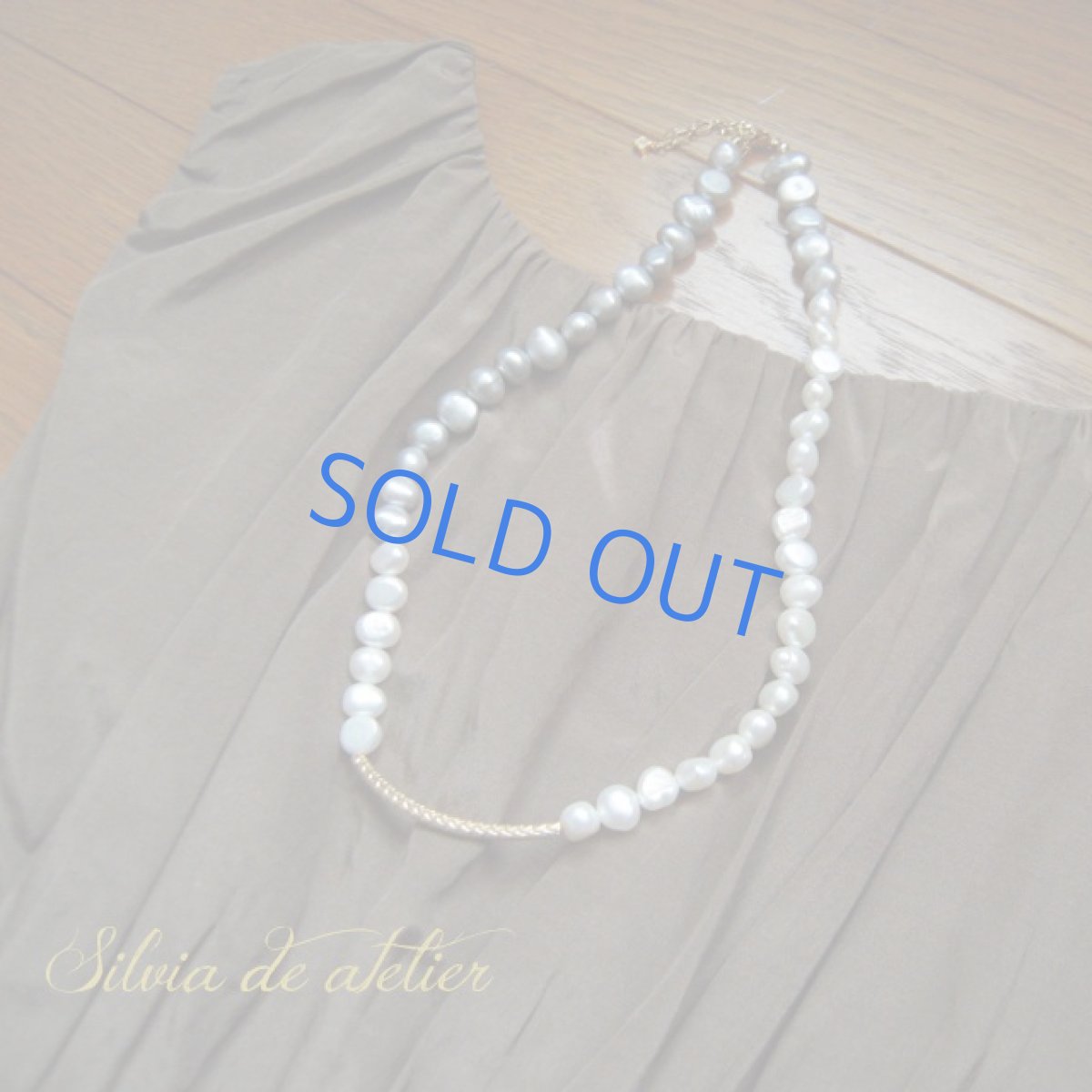 画像4: バイカラー　淡水パール　バロック　ゴールデンチューブ　ショートネックレス (4)