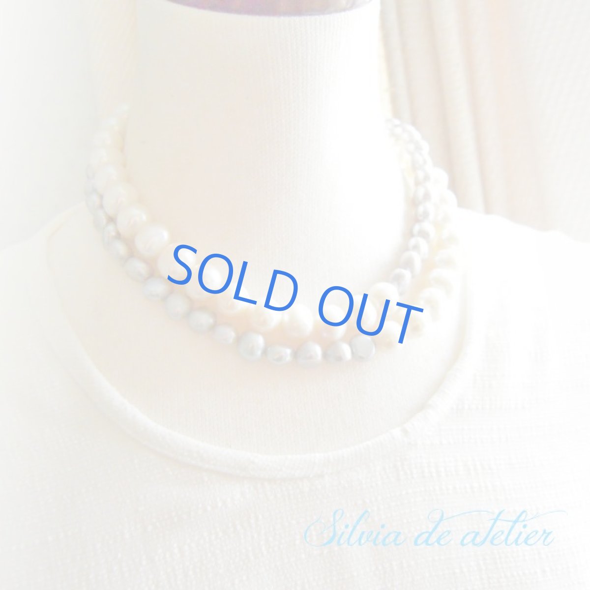 画像4: シルバーグレー淡水パール＆ホワイト淡水パールバロック　バイカラー　ロングネックレス (4)