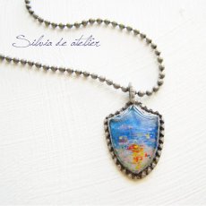 画像1: 【The　Sea　シリーズ】　海に朝陽が昇る　樹脂カボション　アンティークシルバー　ショートネックレス (1)