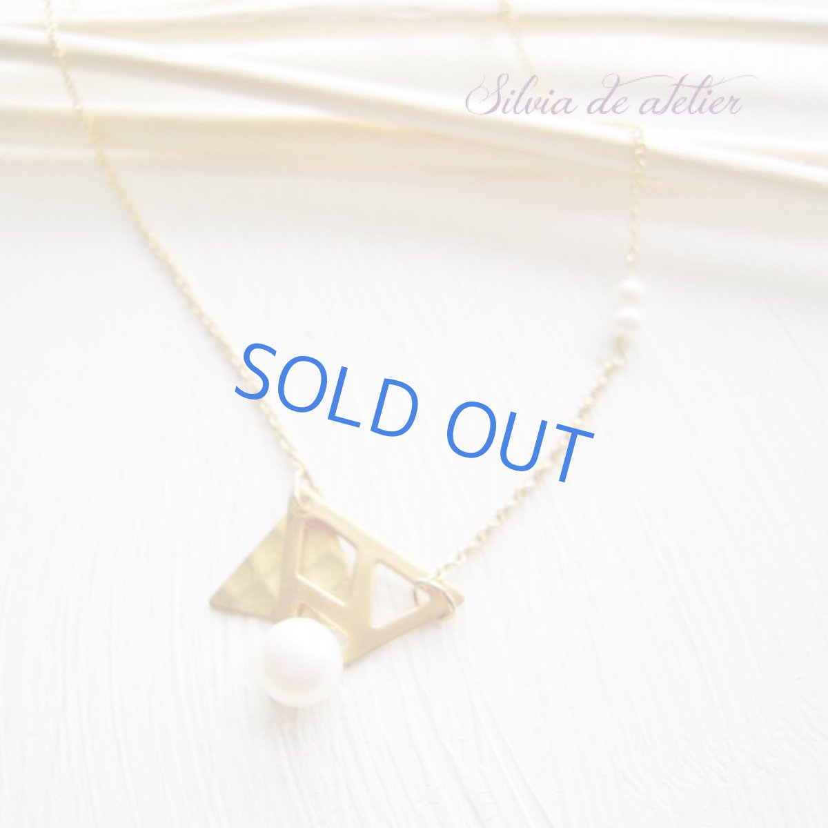 画像3: ダブル　真鍮製トライアングル　淡水パール　14kgf　ミディアムチェーンネックレス (3)