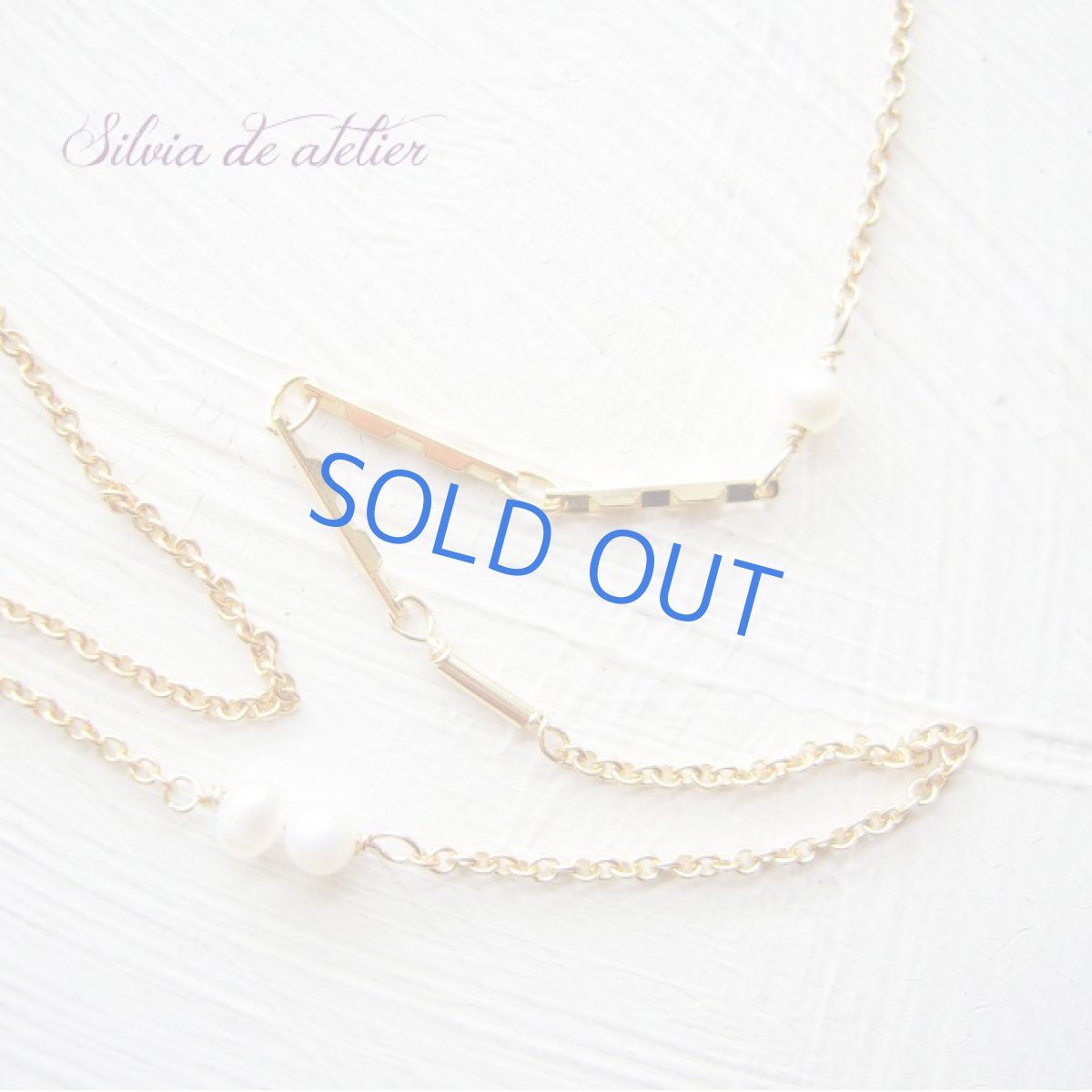 画像2: ダブル　真鍮製トライアングル　淡水パール　14kgf　ミディアムチェーンネックレス (2)