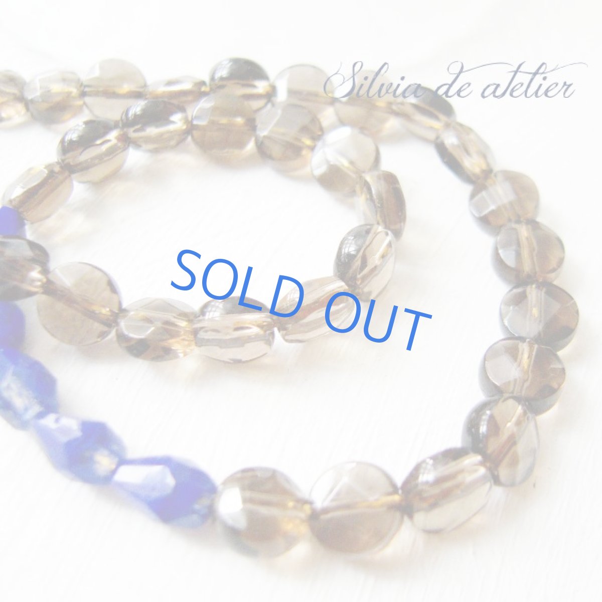 画像4: スモーキークォーツコイン　チェコガラスブルー　アシンメトリー　vintageストリングスチェーン　ロングネックレス (4)